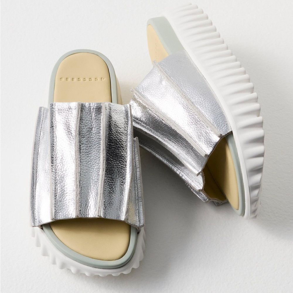 Free People Accccees Pleats & Thank You Slides/ size 39